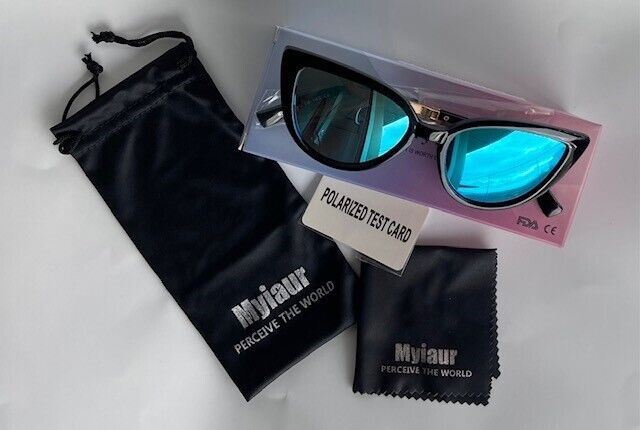 Trendy Cateyes travel, beach/holiday sunglasses UV400 protection - Black Skyblue