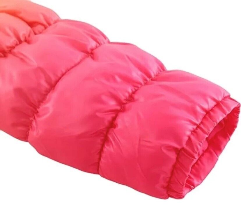Girls 13/14yrs Hooded Hiking Puffer jacket, Zip Front, Gradient Water Resistant