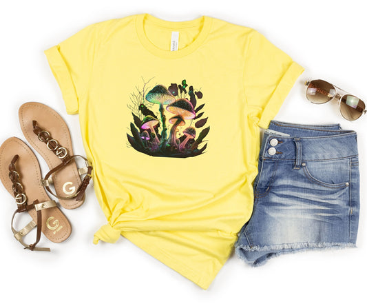 Funky psychedelic T-shirt, Retro mushroom tee, Forestcore toadstool Tshirt, Goblincore birthday gift, Autumn green witch shirt, Hippy Top