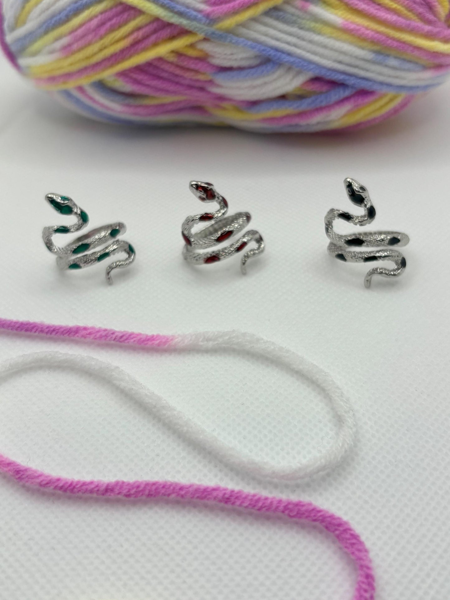 Adjustable Yarn Crochet Tension Ring - Snake knitting or crochet loop, fibre arts, wool thread guide, knitter gift, crafting