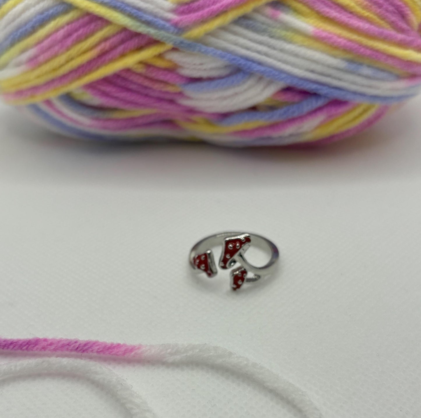 Adjustable Yarn Crochet Tension Ring - Mushroom knitting or crochet loop, fibre arts, wool thread guide, knitter gift, crafting