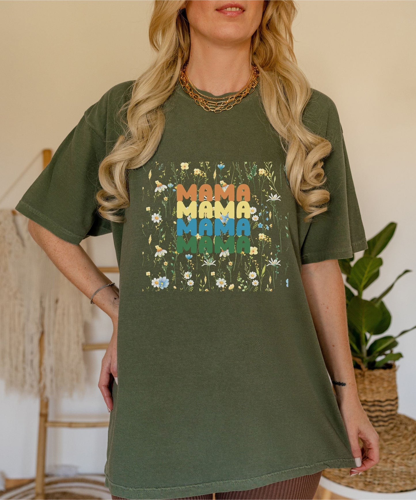 2024 Boho Shirt for Christmas WildFlowers Tee Mothers Day T-Shirt from daughter Gardening Tshirt for Mama Comfy Top for Happy Mothers Day