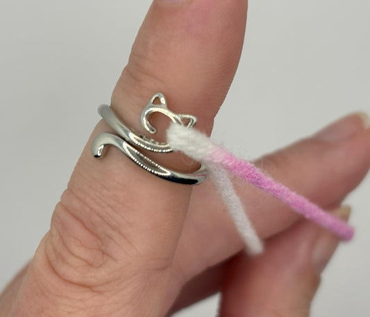 Adjustable Yarn Crochet Tension Ring - Cat knitting or crochet loop & winder, fibre arts, wool thread guide, knitter gift, crafting supplies