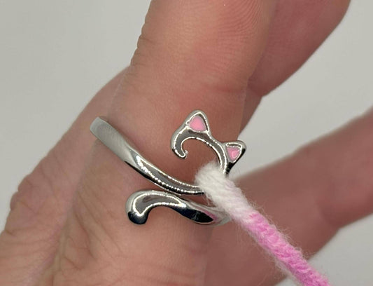 Adjustable Yarn Crochet Tension Ring - Cat knitting or crochet loop & winder, fibre arts, wool thread guide, knitter gift, crafting supplies